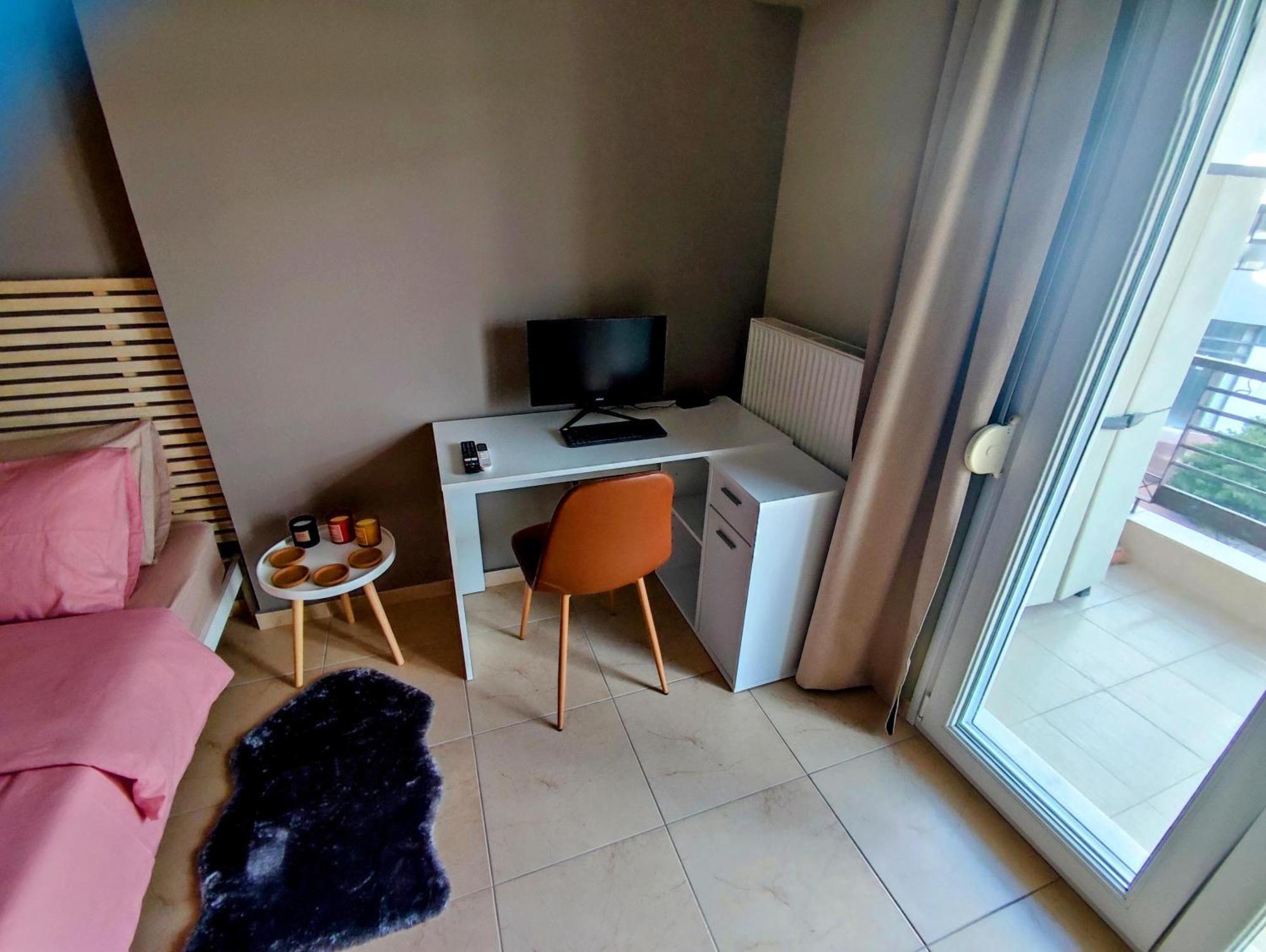 Appartement Cozy Apt! Friends & Family - Private Paid Parking *